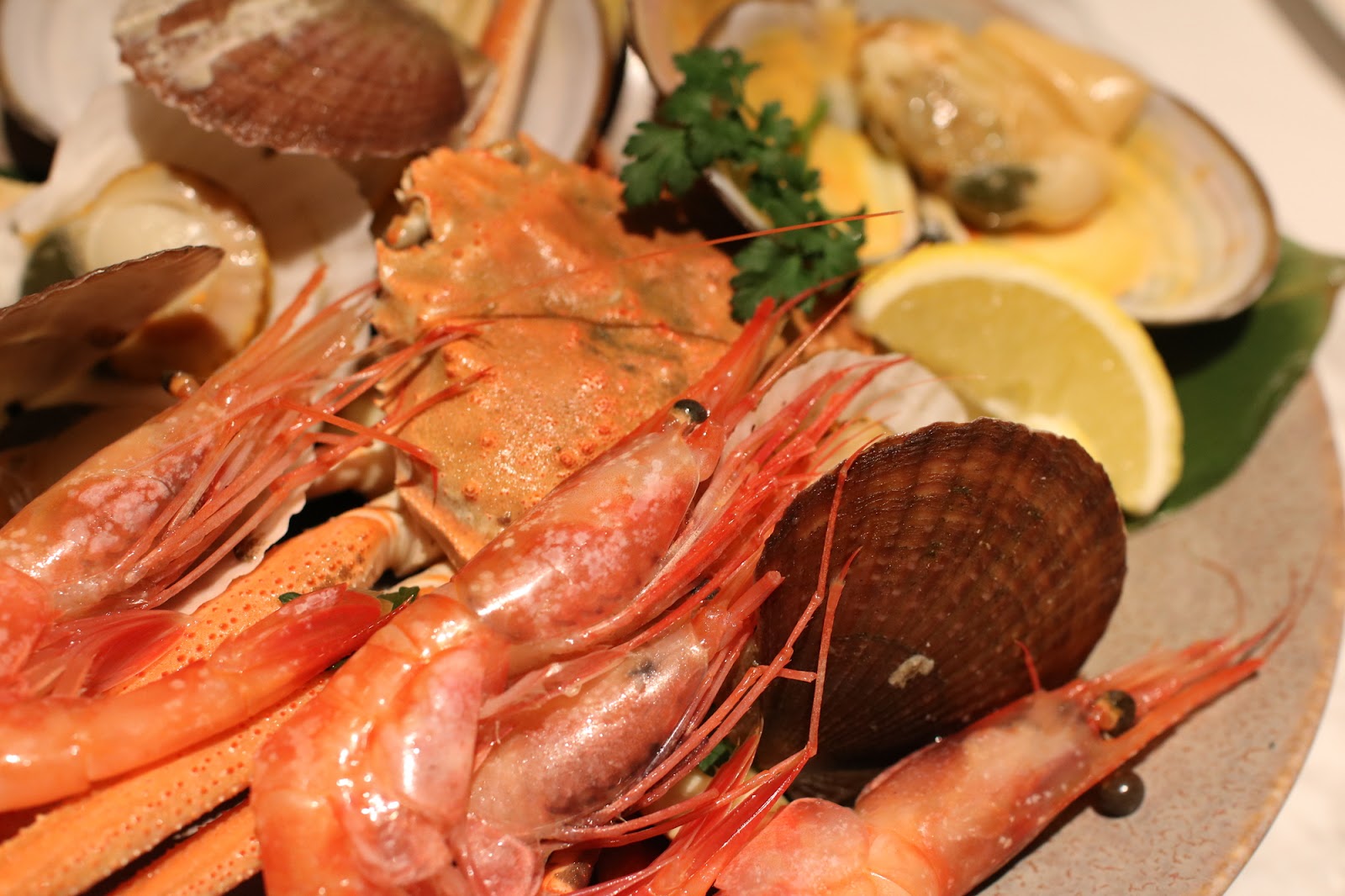 無趣味な父にピッタリ！誕生日に喜ばれるプレゼントは「海鮮系」